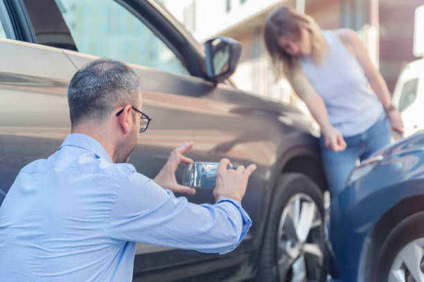 Professional Sr22 Insurance technician working in Phoenix, IL